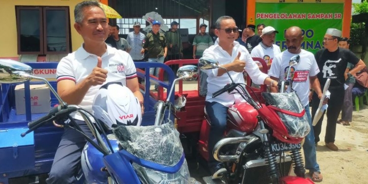 Kembali Salurkan Motor Pengangkut Sampah, Deddy Sitorus Tegaskan Butuh Perjuangan Mendapatkannya