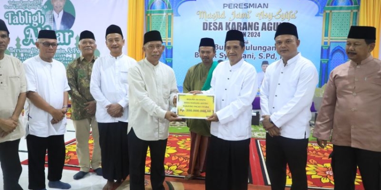 Bupati Syarwani Harapkan Keberadaan Masjid Dirawat dan Dimakmurkan