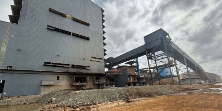 Terus Dukung Hilirisasi, PLN Tambah Daya Listrik Industri Nikel di Kalimantan Timur