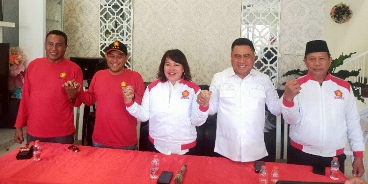 Tanggapi Dipasangkan dengan Syarwani, Norhayati Andris: Tidak Masalah dengan Siapa Saja, Tapi Lebih Bahagia Lagi dengan Beliau