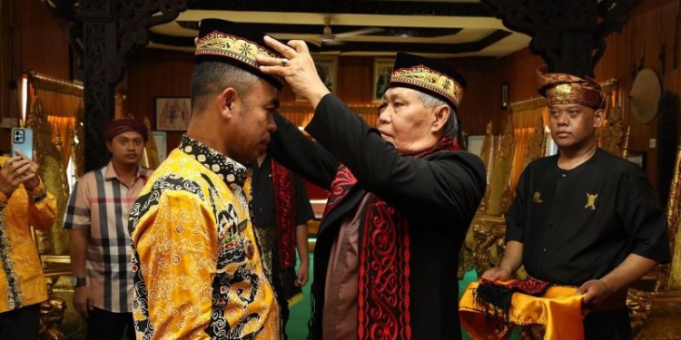 Kunjungan Pj Walikota Tarakan ke Baloy Adat Mayo Adat Tidung Disambut Tradisi Adat