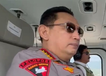 Kapolri Naik Heli Bareng Menko Polhukam Tinjau Kesiapan Arus Mudik di Merak