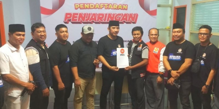 Aliansi Pemuda Pemudi Kaltara Daftarkan Zainal Arifin Paliwang Bacalon Gubernur di PKS