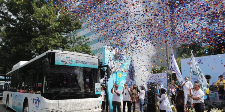 Puluhan Ribu Pemudik Diberangkatkan PLN ke Berbagai Daerah, Semarakkan Mudik Asyik BUMN 2024