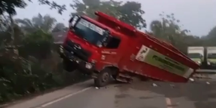 Truk Pengangkut LPG Terperosok Akibat Longsor, Pertamina Cari Alternatif Penyaluran BBM dan LPG ke Bulungan