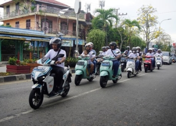 Dukung Percepatan Ekosistem Kendaraan Ramah Lingkungan di Bontang, PLN Gandeng Komunitas Populerkan Trend Kendaraan Listrik