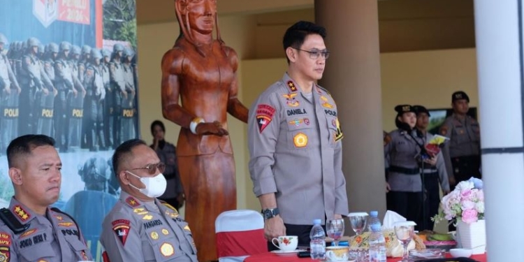 Kapolda Kaltara Tutup Tradisi Pembaretan Bintara Remaja Angkatan 50/54