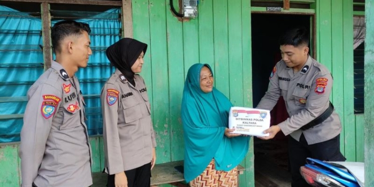 Ditbinmas Polda Kaltara Door To Door Sytem Sambang Masyarakat