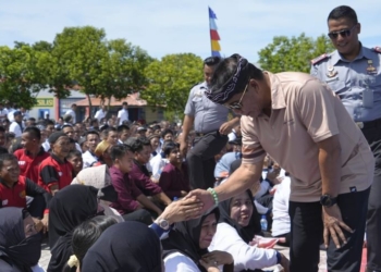 Kunjungi Lapas Kelas 2B Nunukan, Gubernur Sempatkan Berolahraga dan Lakukan Penyerahan Sapi Qurban