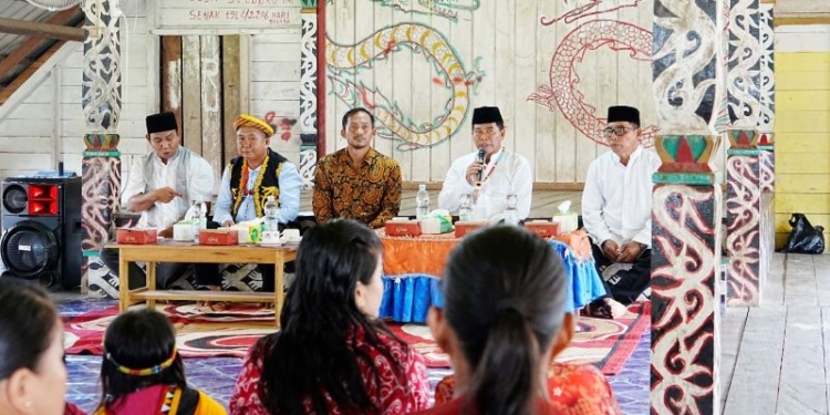 Gubernur Serap Aspirasi Petani Desa Seludau