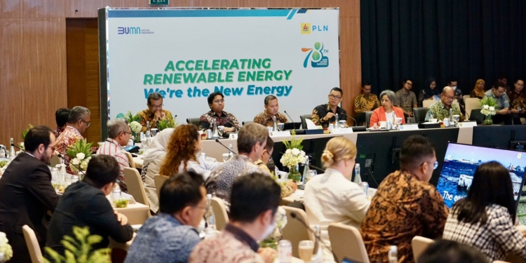 Kemenko Marves Bersama PLN Gaet Komunitas Global Melalui Green Energy Buyers Dialogue