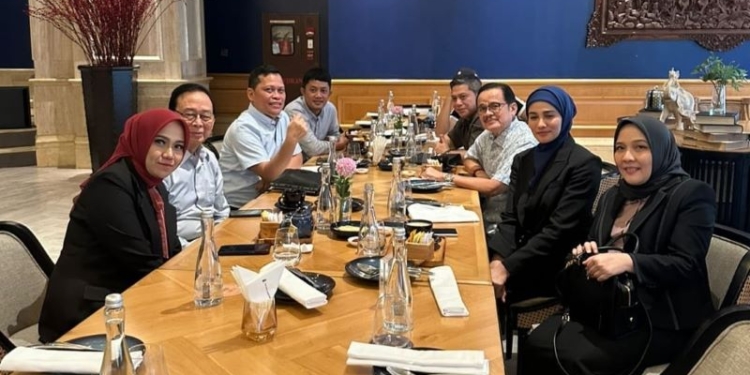 Kaukus Kalimantan Sepakat Dukung Sultan Bachtiar Najamudin Sebagai Pimpinan DPD RI 2024-2029