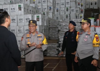 Kapolda Kaltara Tinjau Gudang Logistik Pemilu di Tarakan dan Tanjung Selor