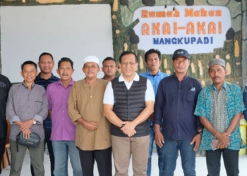 Silaturahmi dengan Tokoh Masyarakat Mangkupadi, Kapolda Kaltara Tekankan Pentingnya Kolaborasi