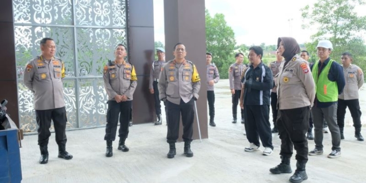 Kapolda Cek Pembangunan Barak Dalmas Polda Kaltara