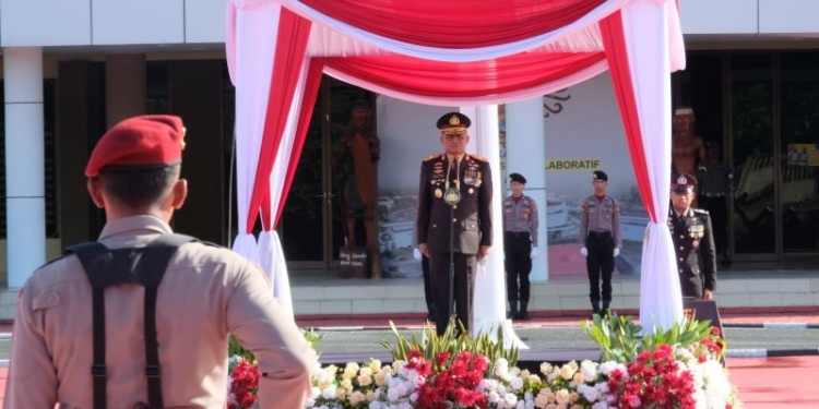 Wakapolda Kaltara Pimpin Upacara Hari Pahlawan
