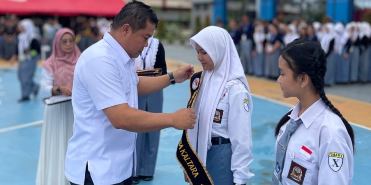 Dirresnarkoba Polda Kaltara Pimpin Pelantikan Duta Anti Narkoba di SMAN 1 Tanjung Selor
