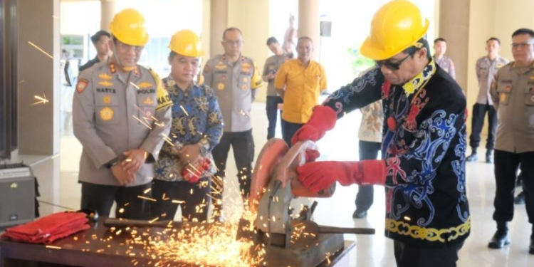 Kapolda Kaltara Pimpin Pemusnahan Senpi Rakitan, Wujud Komitmen Bersama Masyarakat Dukung Stabilitas Keamanan