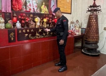 Jamin Keamanan Ibadah Imlek, Satuan Brimob Polda Kaltara Laksanakan Streilisasi Tempat Ibadah