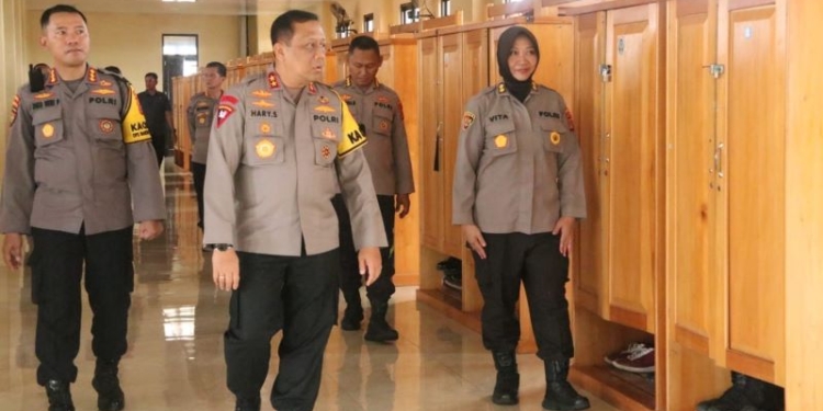 Kapolda Kaltara Sidak Jelang Malam Pergantian Tahun, Pastikan Personel Siaga dan Ruang Kerja Tertata Rapi