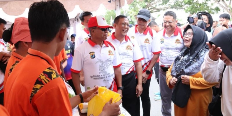 Kapolda Tinjau Pasar Murah Meriahkan HUT ke-7 Polda Kaltara