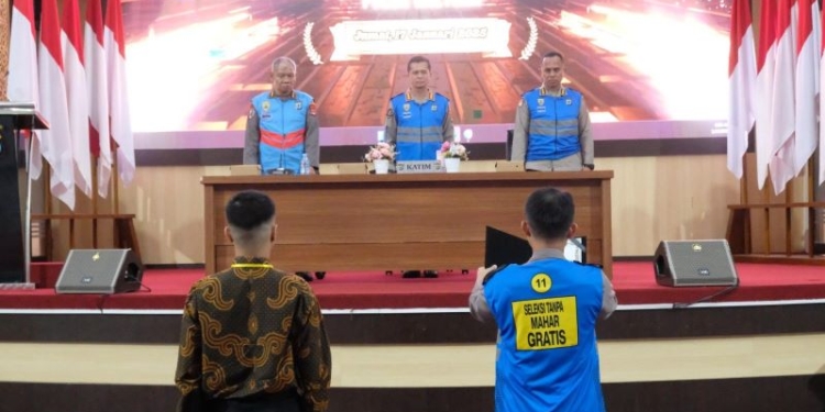 Polda Kaltara Ambil Sumpah dan Penandatanganan Pakta Integritas SIPSS 2025