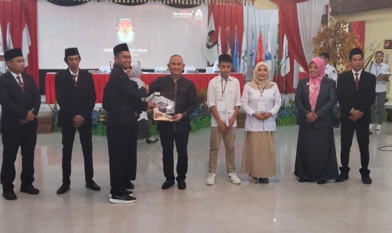 KPU Tetapkan dr. H. Khairul M.Kes – Ibnu Saud Wali Kota dan Wakil Wali Kota Tarakan