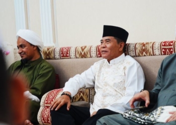 Bersama Ribuan Abnaulkhairaat, Gubernur Zainal Hadiri Haul Guru Tua ke-57