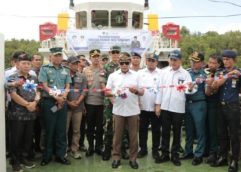 Gubernur Zainal Resmikan Pelayaran Perdana KM. Gandha Nusantara 05, Pacu Pertumbuhan Ekonomi Daerah