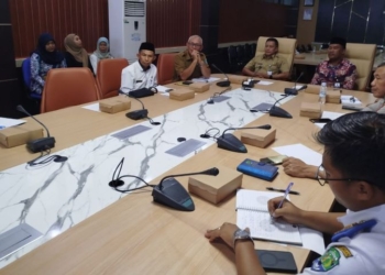Sekda Risdianto Pimpin Rapat Persiapan Keberangkatan Jemaah Haji Bulungan