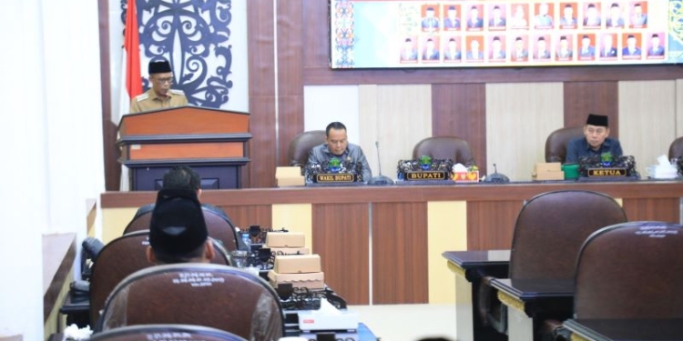 Bupati Syarwani Tegaskan Komitmen Pemkab Tindaklanjuti Rekomendasi DPRD Bulungan