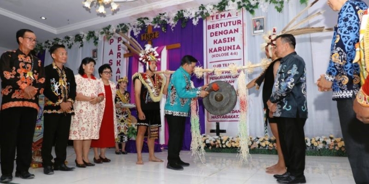 Wagub Ingkong Ala Ajak Kaum Perempuan GKII Terus Jaga Toleransi Antar Umat beragama