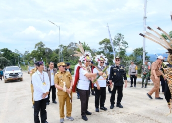 Sekretaris BNPP RI, Komjen Pol Makhruzi Rahman Kunjungi PLBN Long Nawang