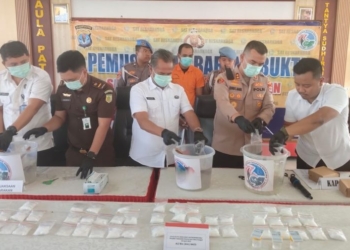 Sabu 3,2 Kg di Dalam Perut Bandeng Dimusnahkan, Satu Pelaku Masih Buron