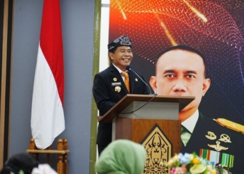 Gubernur Zainal Ajak TNI Bersinergi