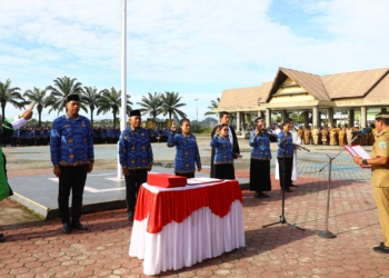 Lantik Pejabat Fungsional dan PPPK, Gubernur Minta ASN Aplikasikan Nilai BerAKHLAK