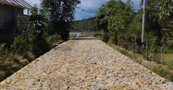 Video Viral Soal Jalan Krayan Dibangun Pakai Dana Masyarakat, Pemdes: Itu Hoaks!