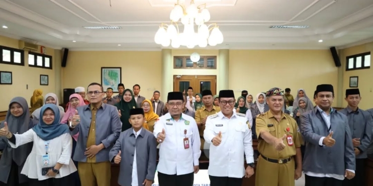 Lepas Kafilah Tarakan, Wakil Wali Kota Pesan Jaga Kesehatan dan Sikap di Nunukan