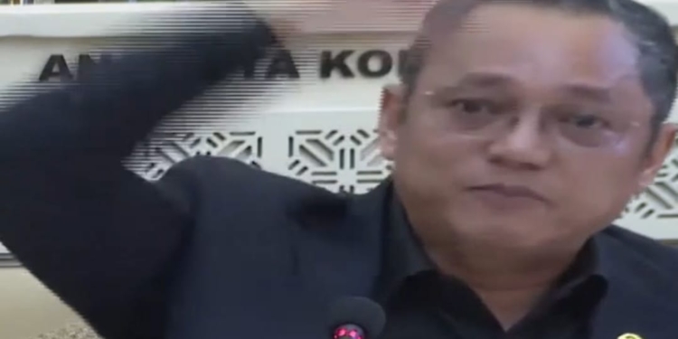 Di Depan Mendagri, Deddy Sitorus Menangis Bicara Kondisi Krayan