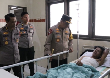 Kapolda Kaltara Kunjungi Mahasiswa Korban Insiden Aksi Unjuk Rasa, Tegaskan Tanggung Biaya Pengobatan