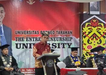 Wisuda UBT ke-40, Pj. Sekprov Ajak Lulusan Berkontribusi Pembangunan Bangsa dan Negara