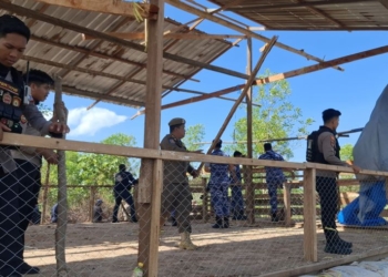 Aparat Gabungan Tertibkan Arena Judi Sambung Ayam