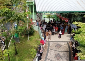 Asap Muncul dari Lantai Dua Puskesmas Karang Rejo, Petugas Evakuasi Pasien ke Luar