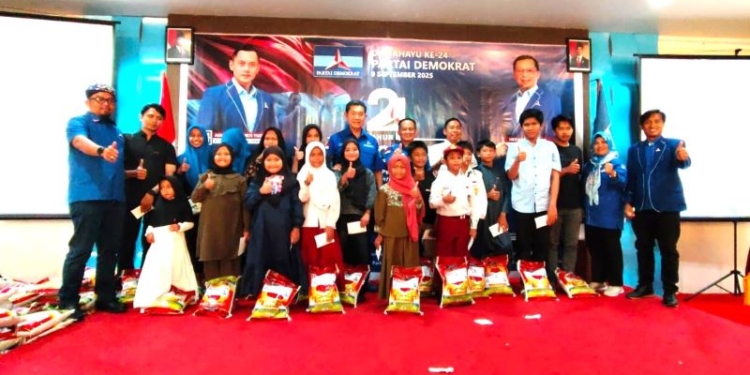 Rayakan HUT ke-24 Partai Demokrat Sederhana, Salurkan Bantuan untuk Masyarakat dan Anak Yatim