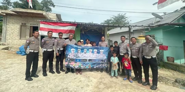 Jumat Sebar, Satlantas Polres Tarakan Berbagi Bersama Panti Asuhan Hidayah Nurul Yaqin