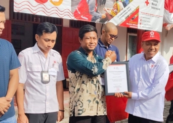 PMI Tarakan Apresiasi Kontribusi Pendonor Rutin dengan Penghargaan