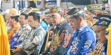 Ketua Komisi I DPRD Kaltara Alimuddin Hadiri Pelepasan Folk Carnival