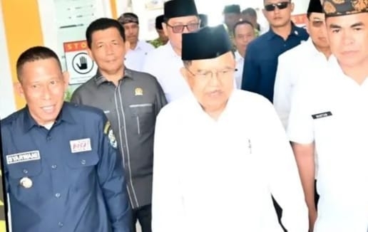 Wakil Ketua DPRD Kaltara, H. Muhammad Nasir, SE., MM., CSL., Menghadiri Penjemputan Wapres ke-10 dan ke-12 RI