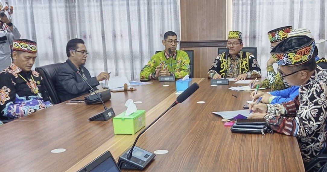 Wakil Gubernur Kaltara, Ingkong Ala, S.E, M.Si melakukan pertemuan bersama rektorat UBT. (foto: DKISP Kaltara)