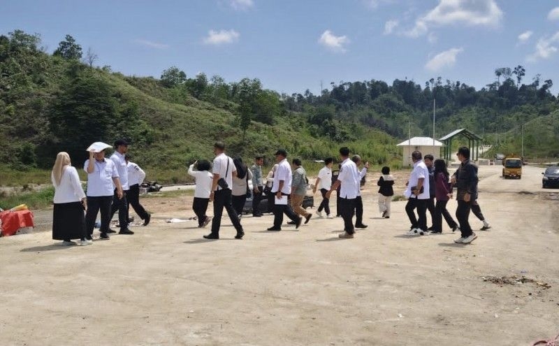 Pansus LKPj melakukan uji petik ke lapangan. (foto: IST)